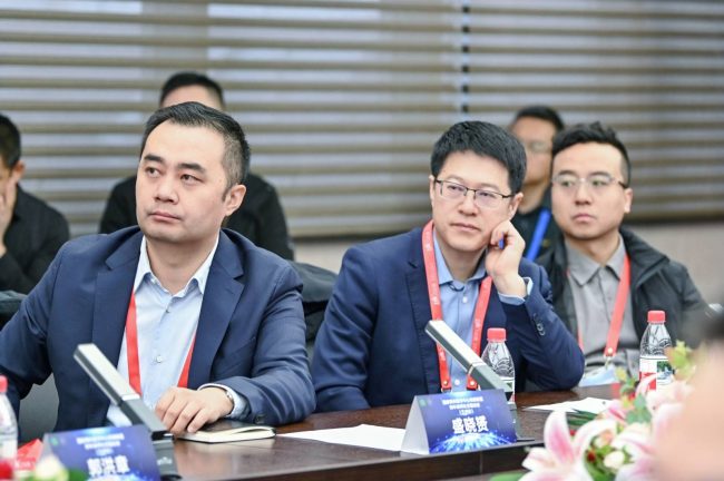 1766937326-b6be3b98ee18ea8